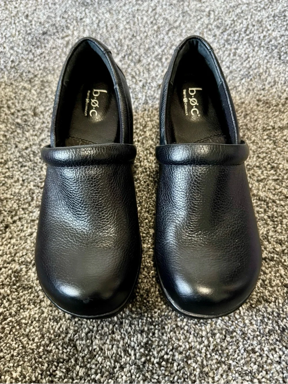 b.o.c. Women’s Nadiya Slip-On Black Leather Wedge Shoes Size 8.5